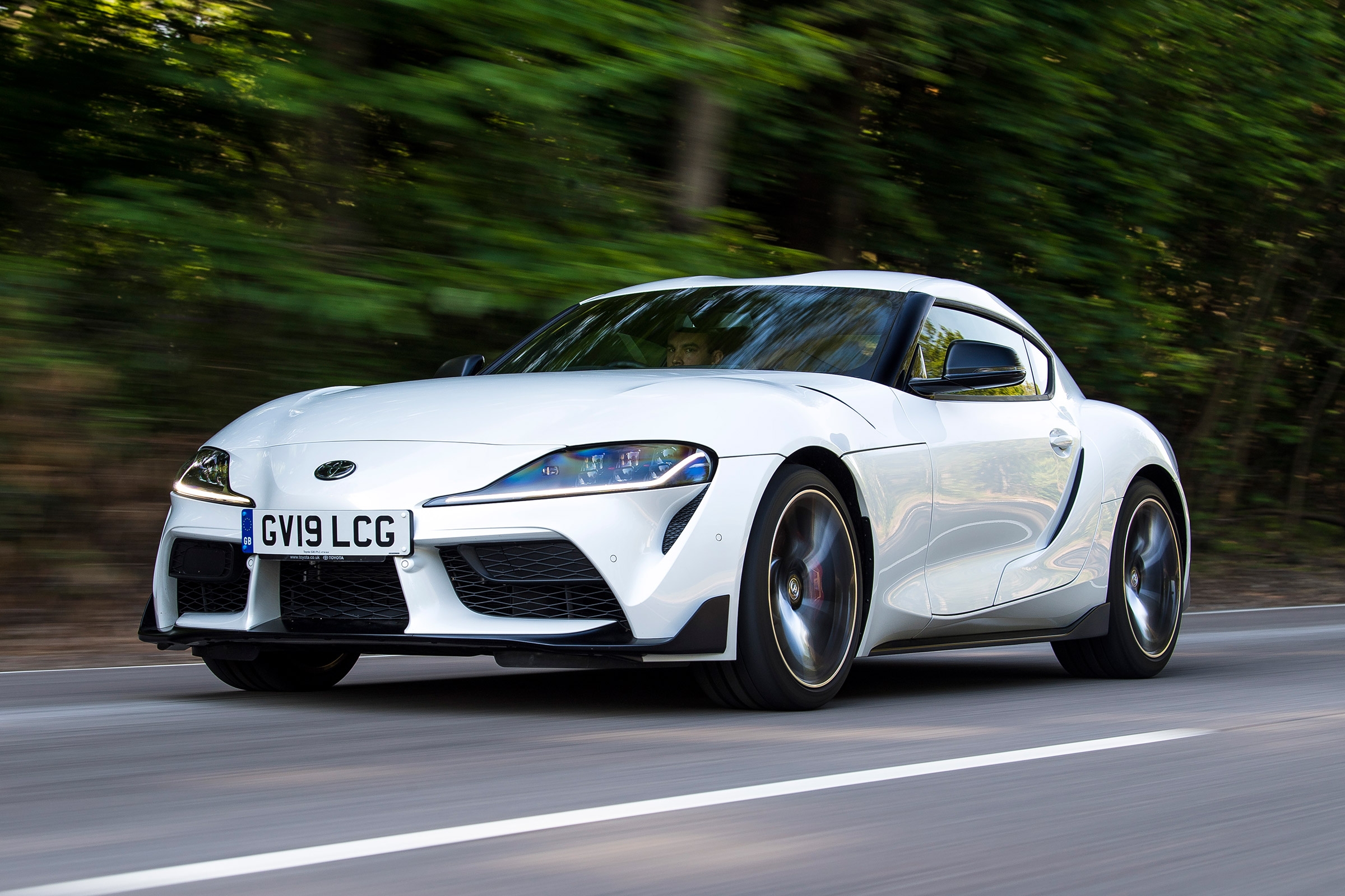 Toyota Supra - front tracking
