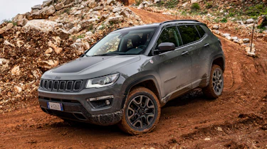 Jeep Compass Trailhawk - off-road cornering