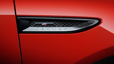 Jaguar E-Pace Chequered Flag Edition - side detail