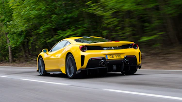 Ferrari 488 Pista - rear tracking