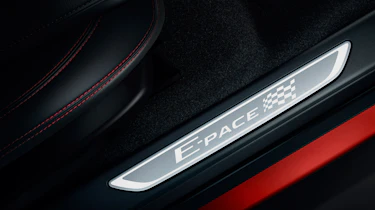 Jaguar E-Pace Chequered Flag Edition - sill