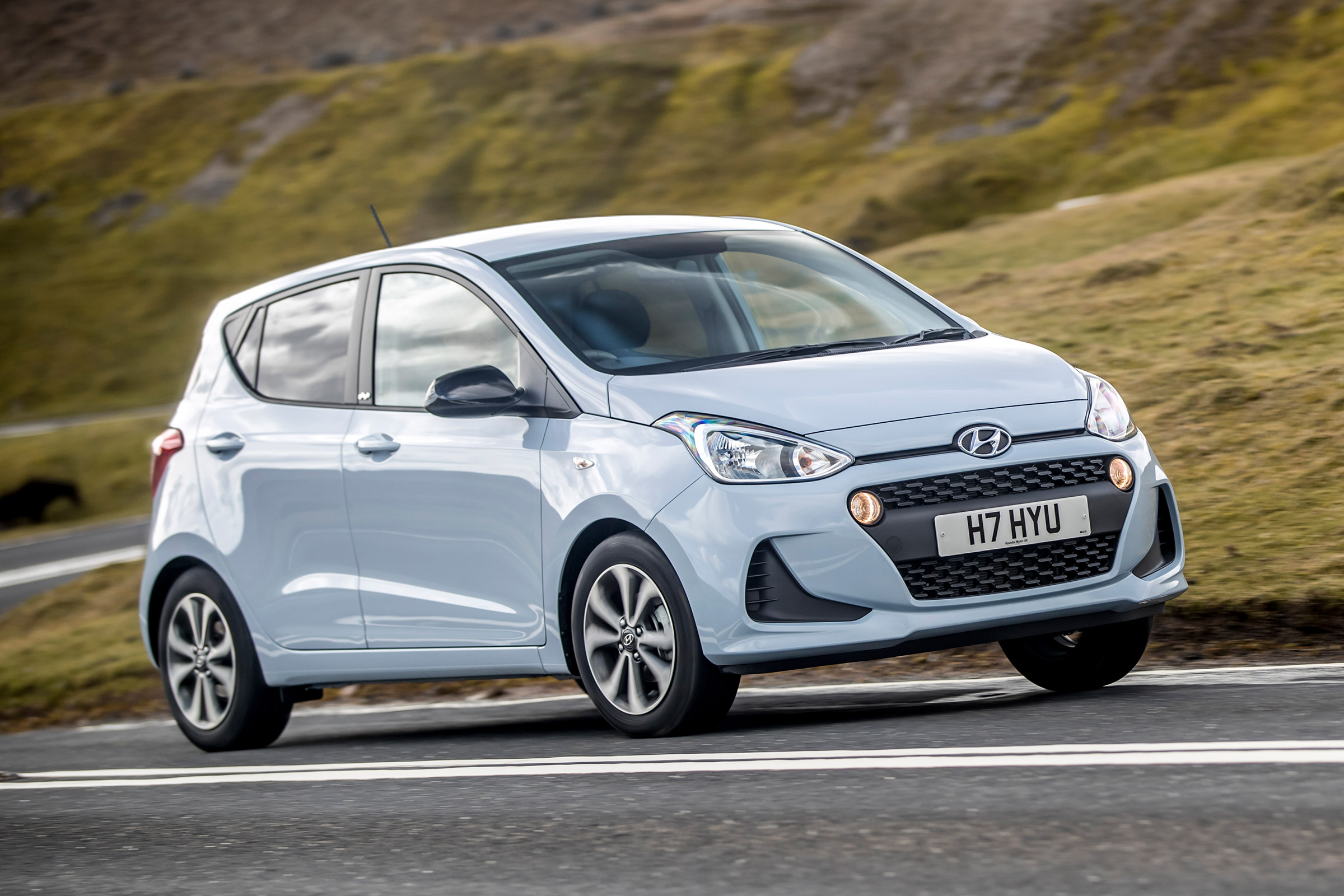 Hyundai i10 Play - front
