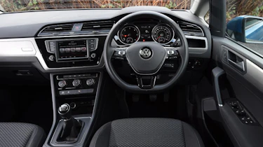 Used Volkswagen Touran - dash