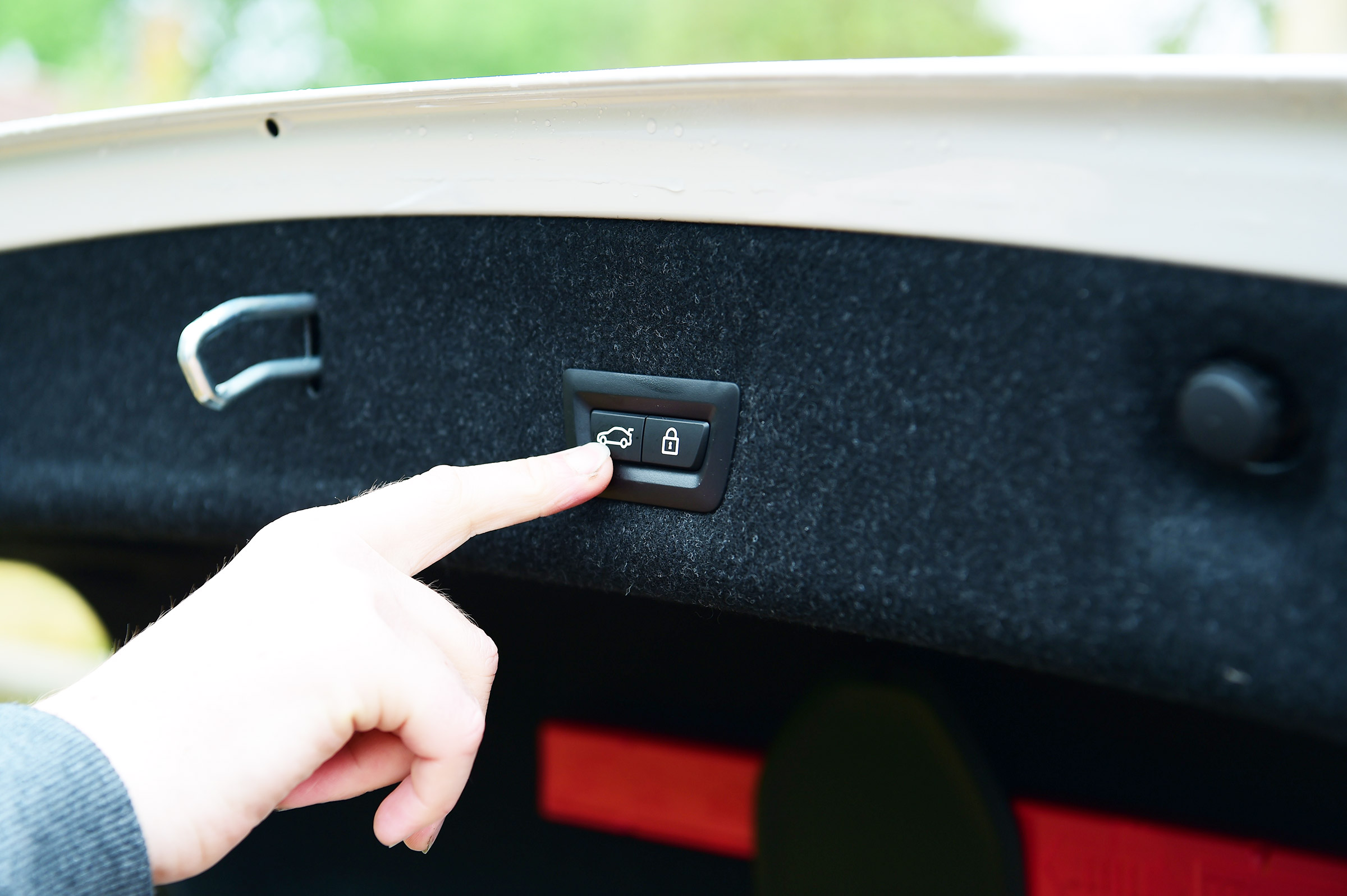 BMW 3 Series long termer - first report boot closure