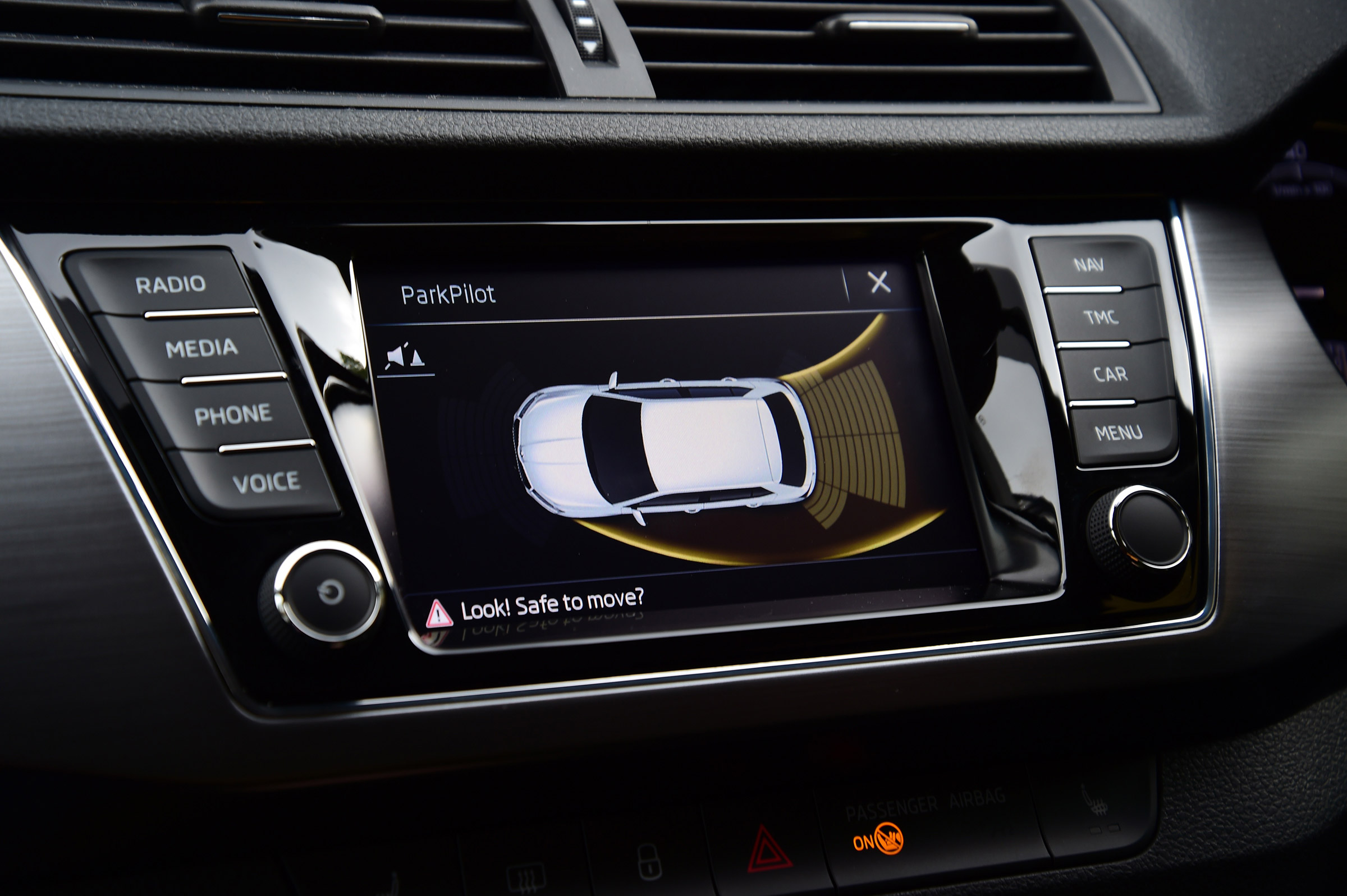 Skoda Fabia SE L: long-term test review - first report parking sensors