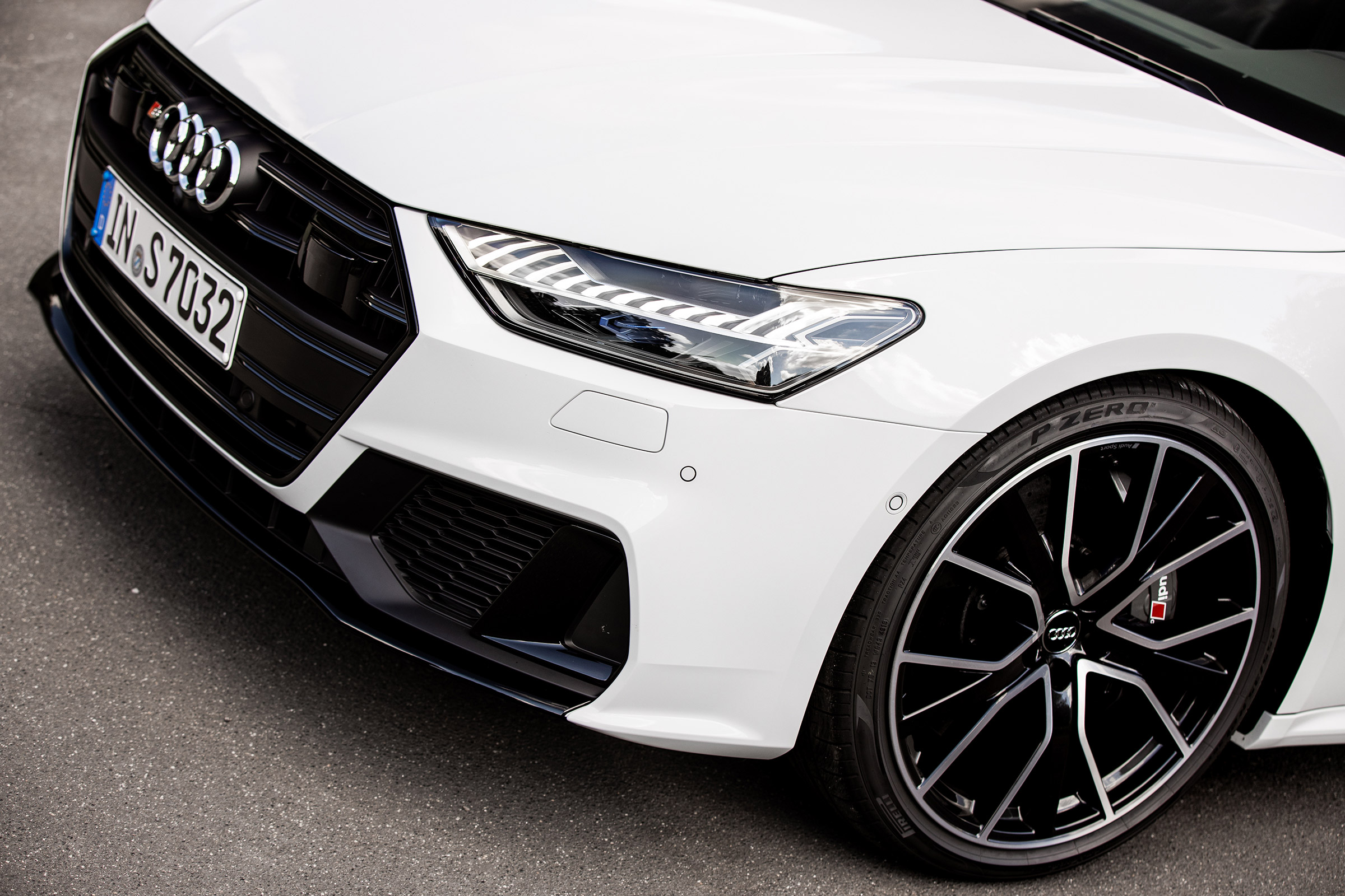New Audi S7 Sportback - front detail