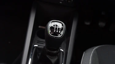 Skoda Fabia SE L: long-term test review - first report transmission