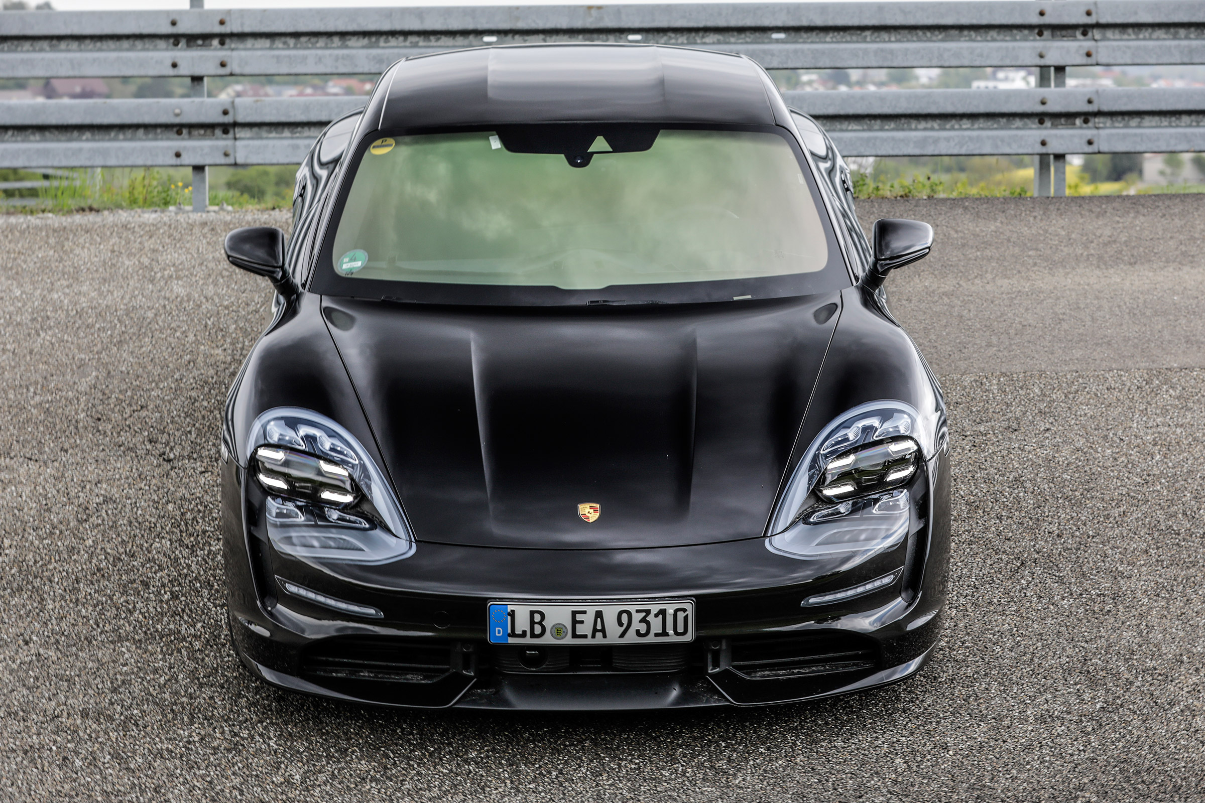 Porsche Taycan - full front