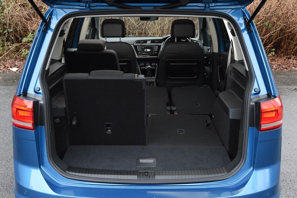 Used Volkswagen Touran - boot