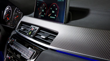 BMW X2 M35i - dash detail