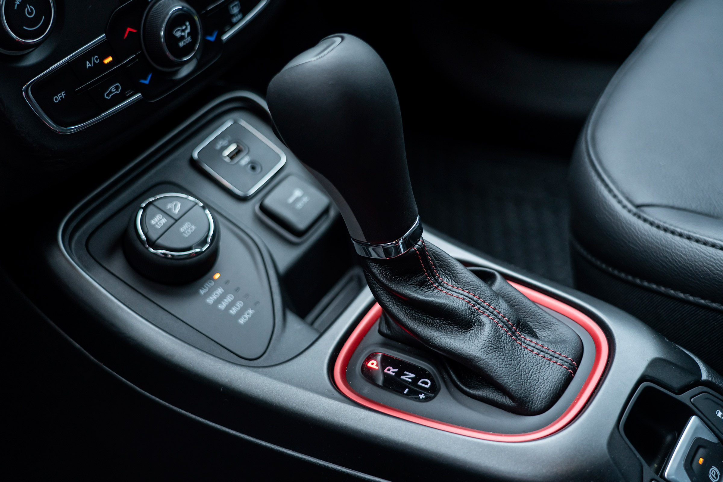 Jeep Compass Trailhawk - transmission