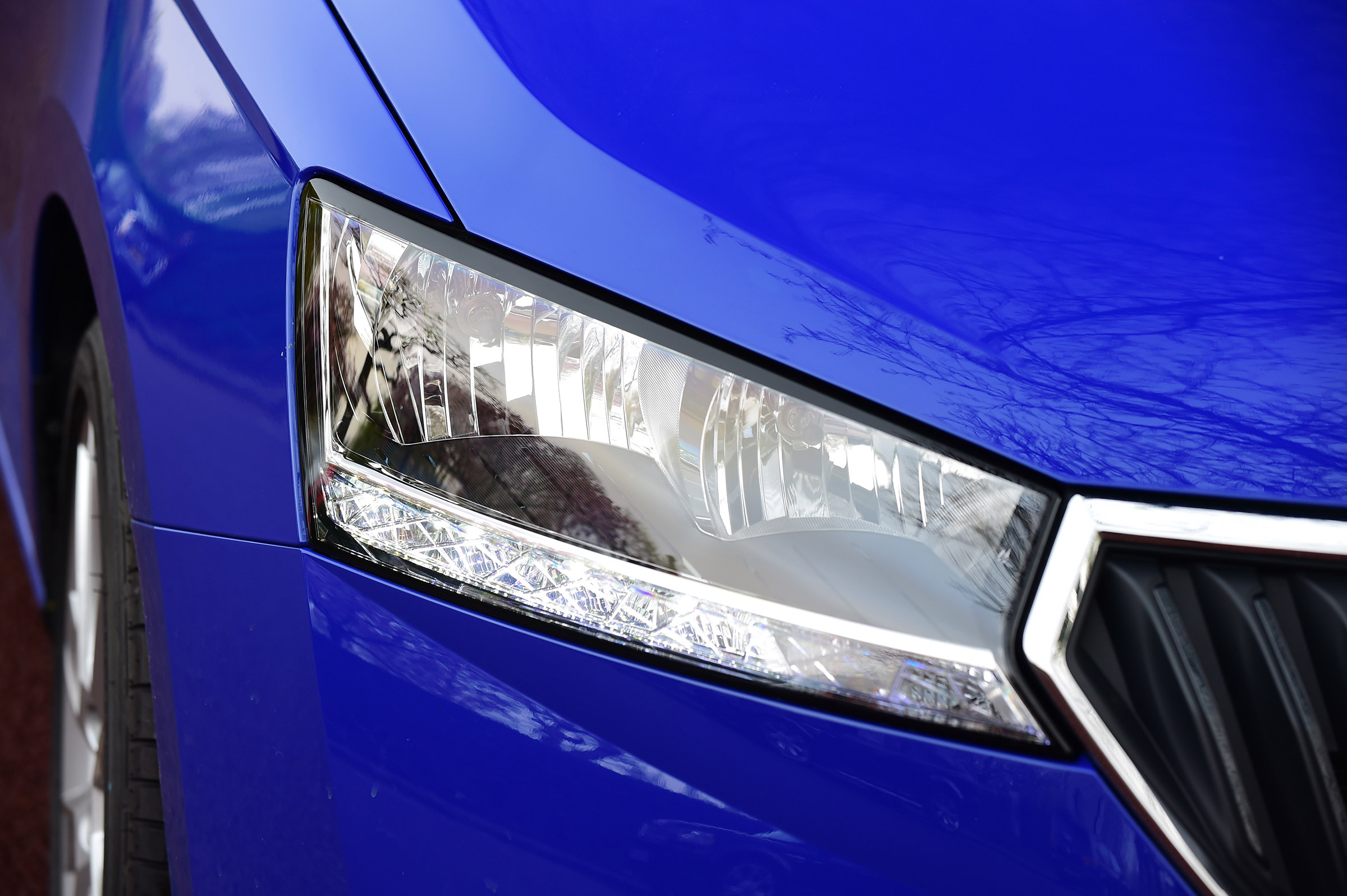 Skoda Fabia SE L: long-term test review - first report front light