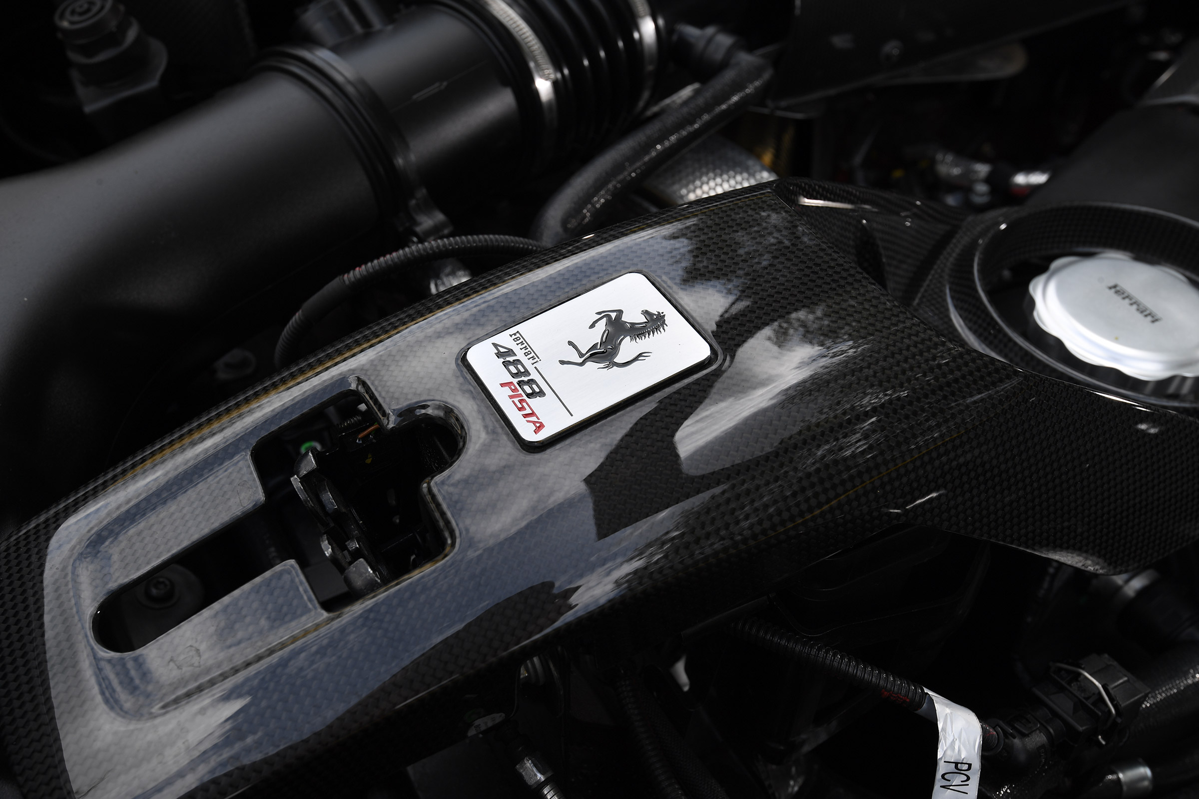 Ferrari 488 Pista - engine detail