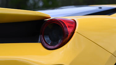 Ferrari 488 Pista - rear light