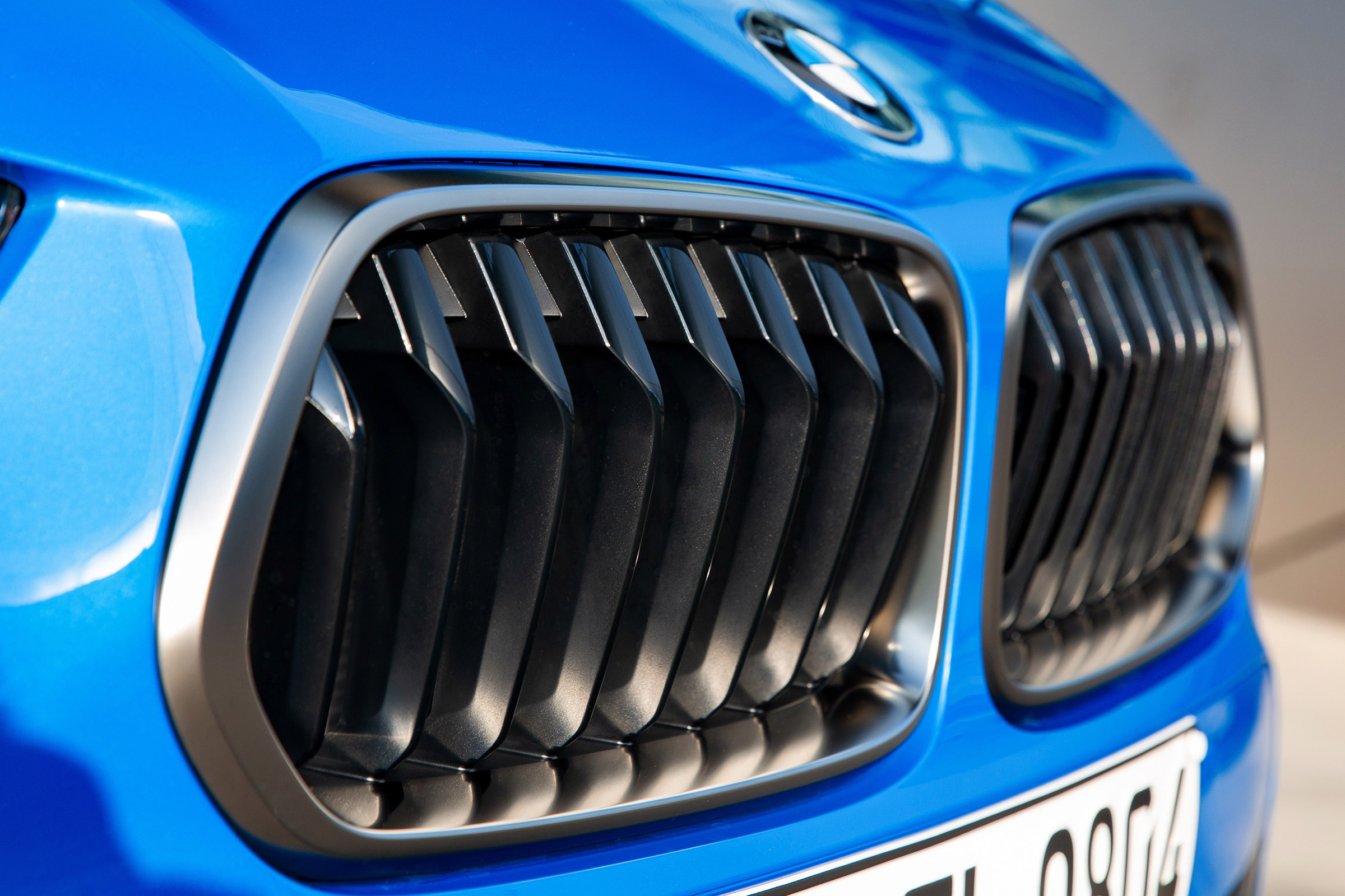 BMW X2 M35i - grille