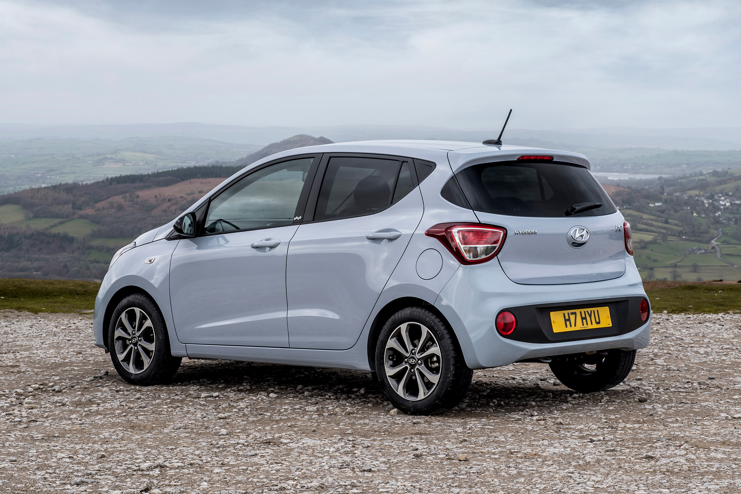 Hyundai i10 Play - rear static