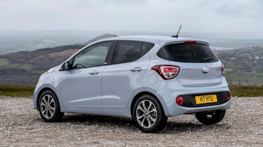 Hyundai i10 Play - rear static