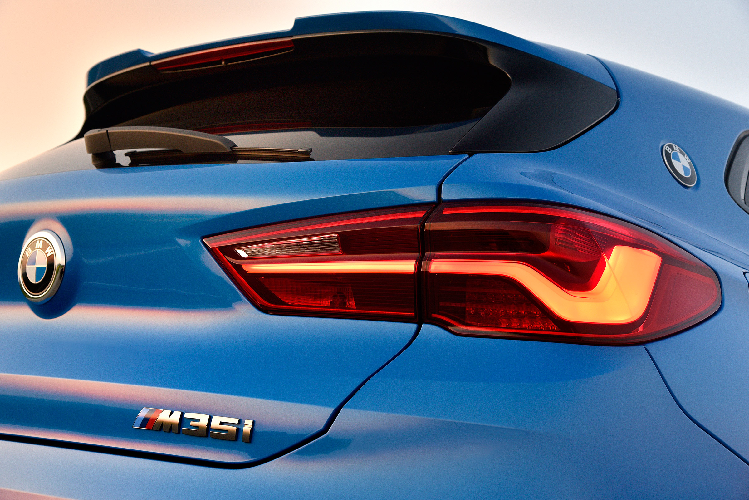 BMW X2 M35i - rear lights