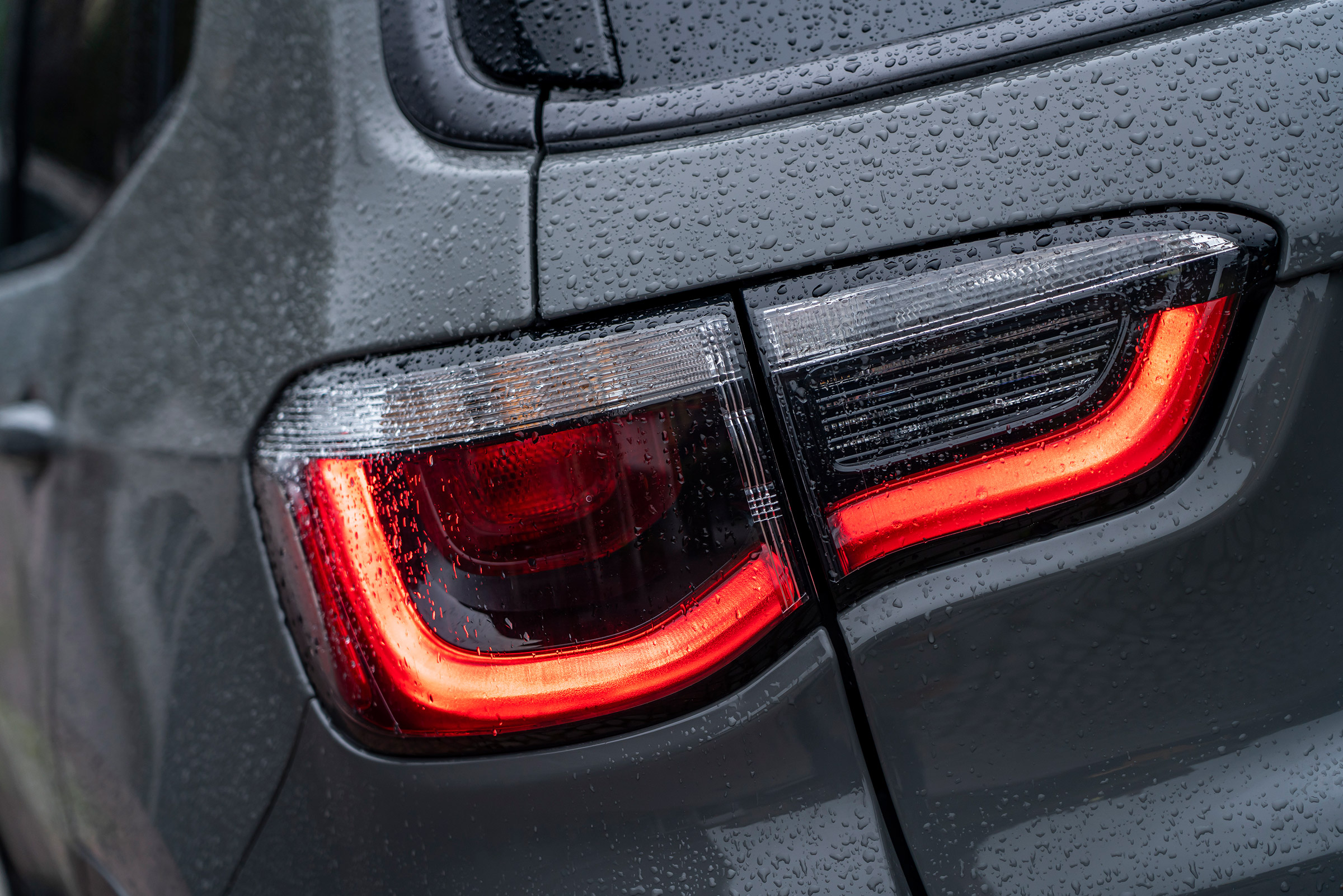 Jeep Compass Trailhawk - rear lights