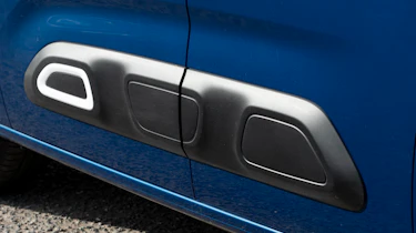 Berlingo side trim