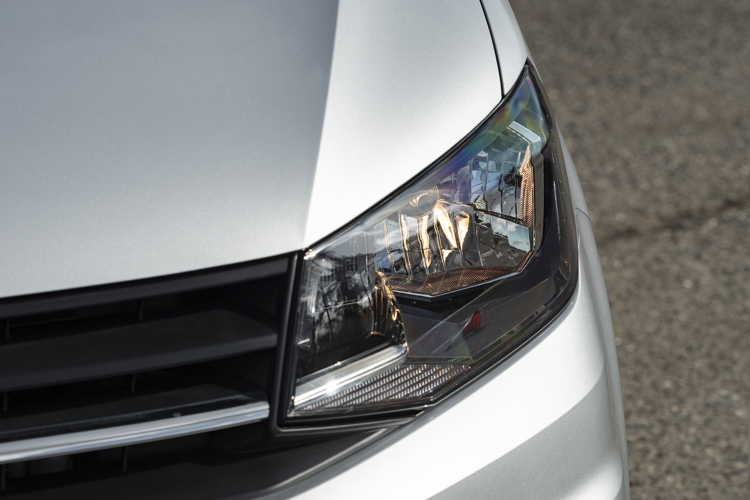 Caddy headlight