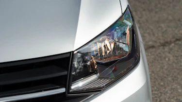 Caddy headlight