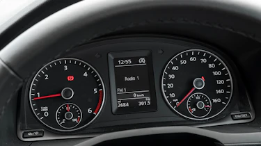 Caddy dials