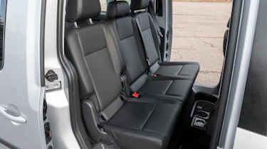 Caddy middle seats