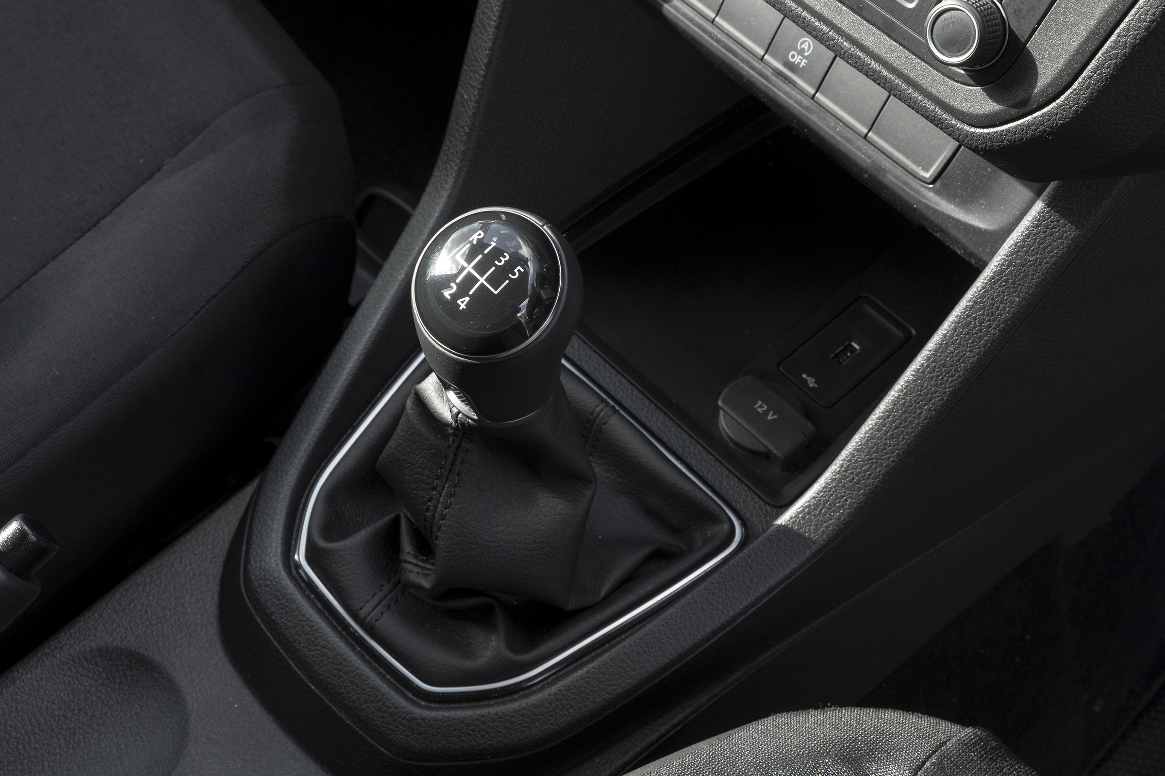 Caddy gear lever