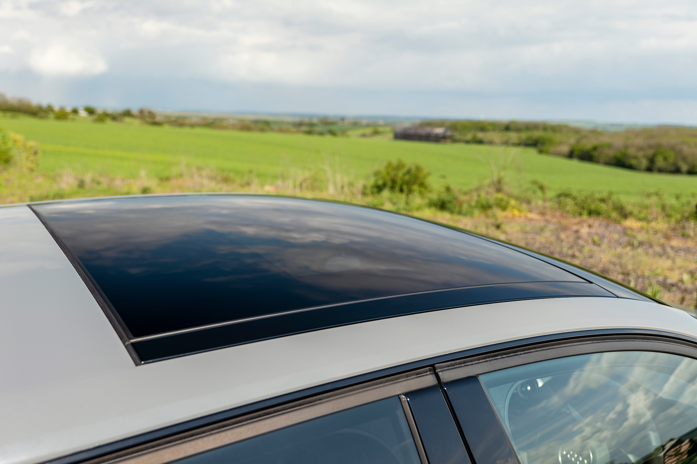 Audi RS3 - sunroof 