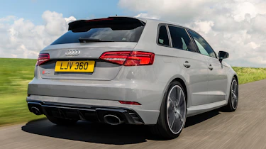 Audi RS3 - rear tracking