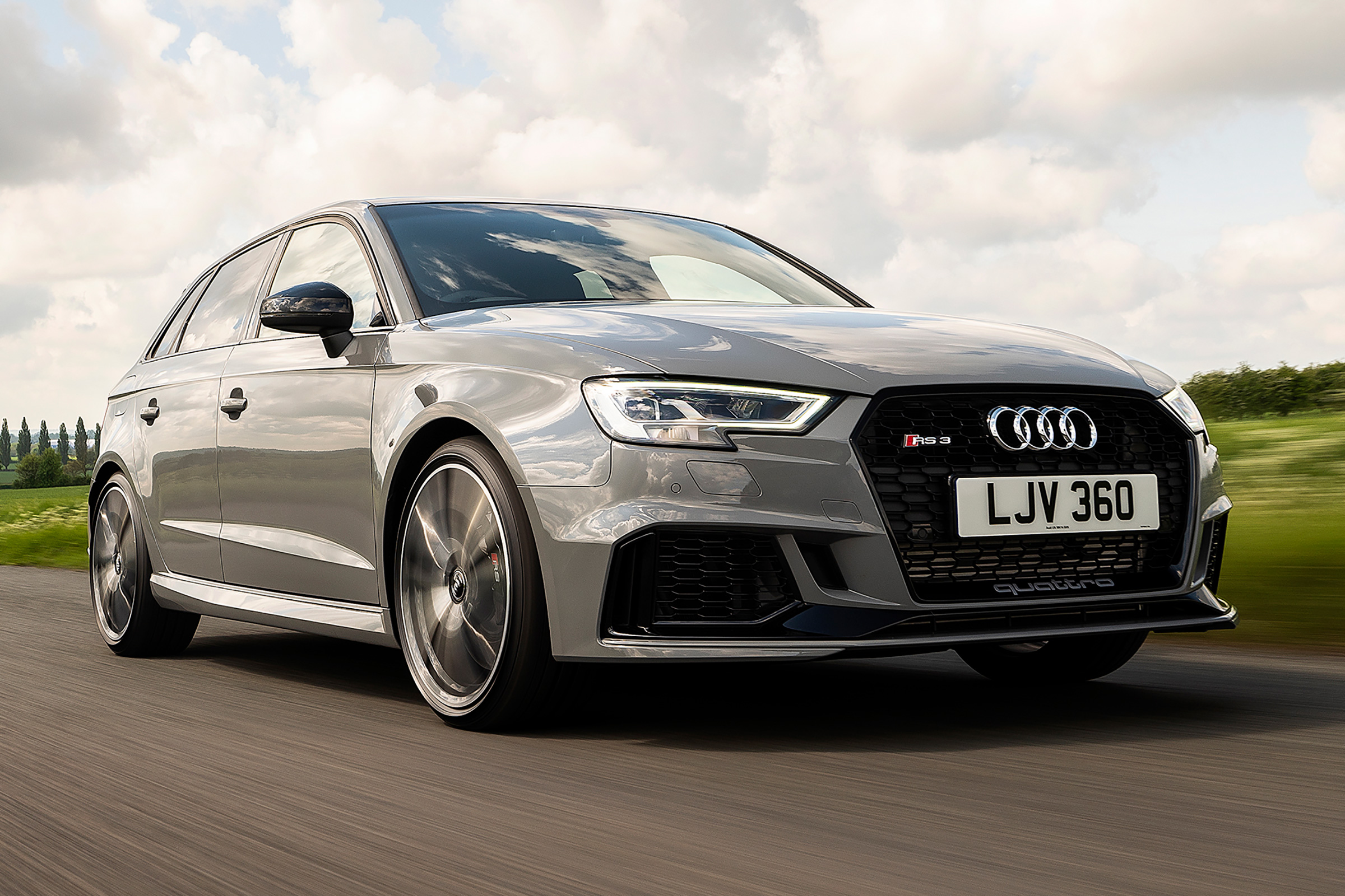 Audi RS3 - front tracking