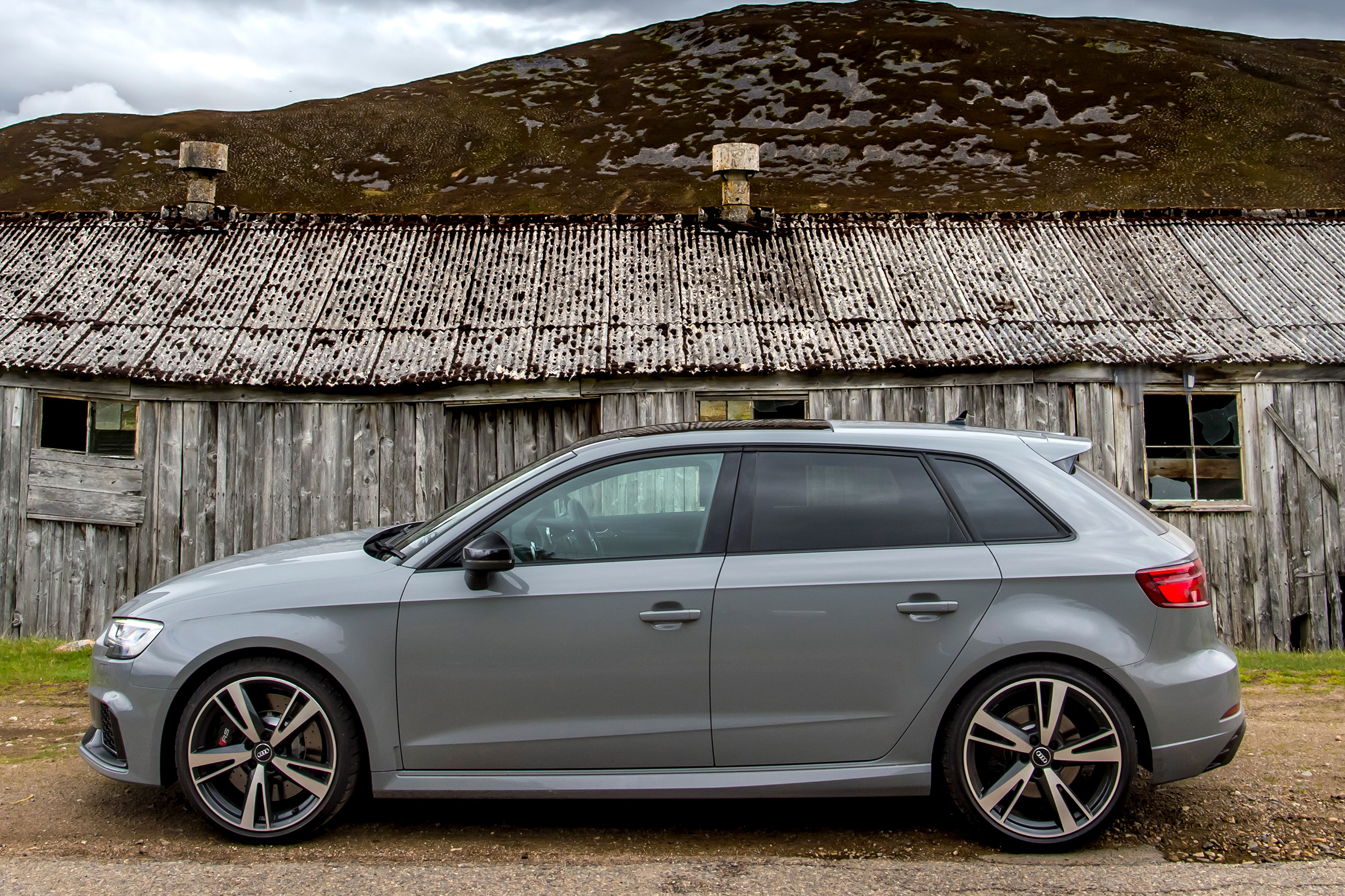 Audi RS3 - Wheel 