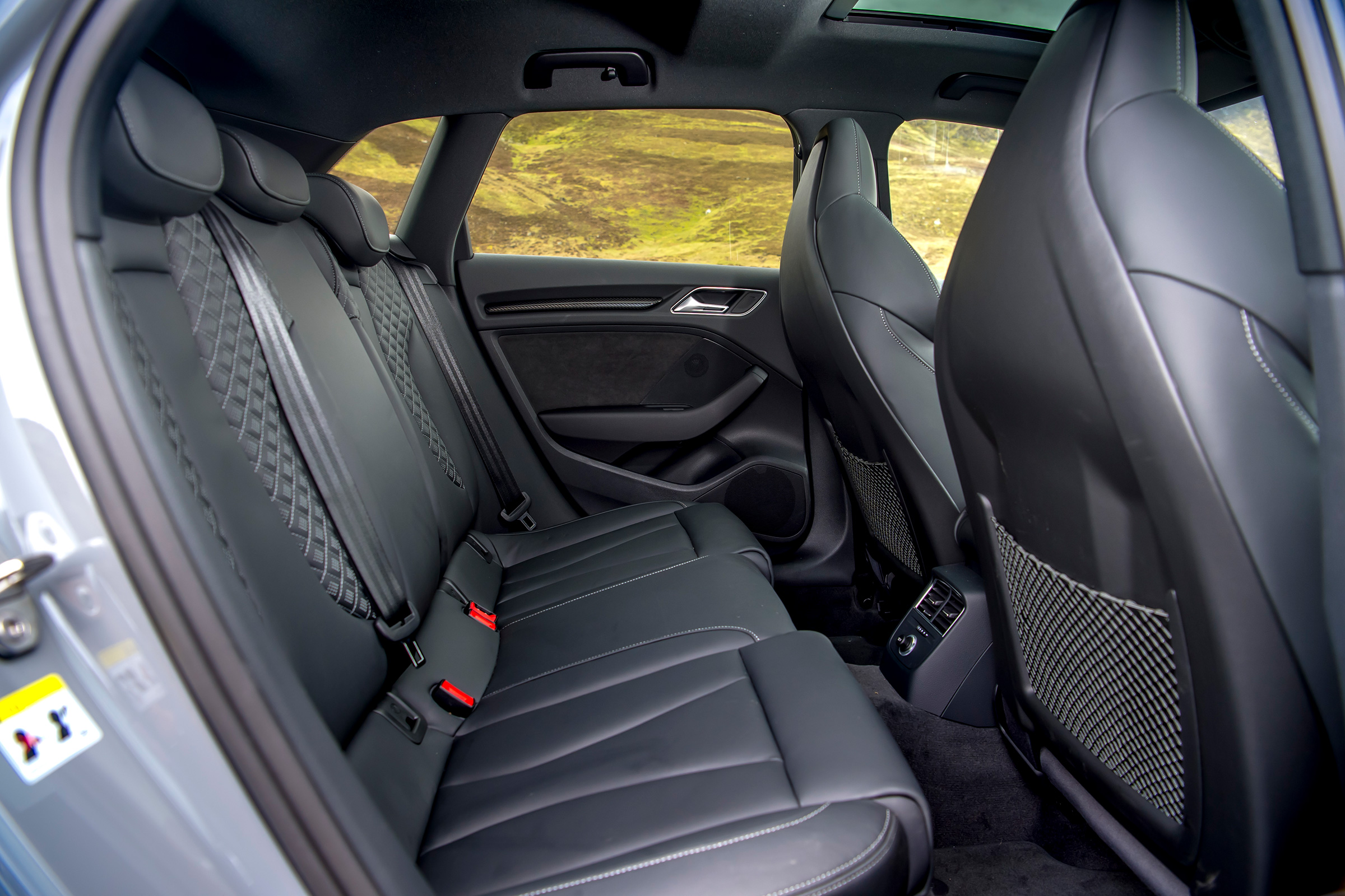 Audi RS3 - Rear seats