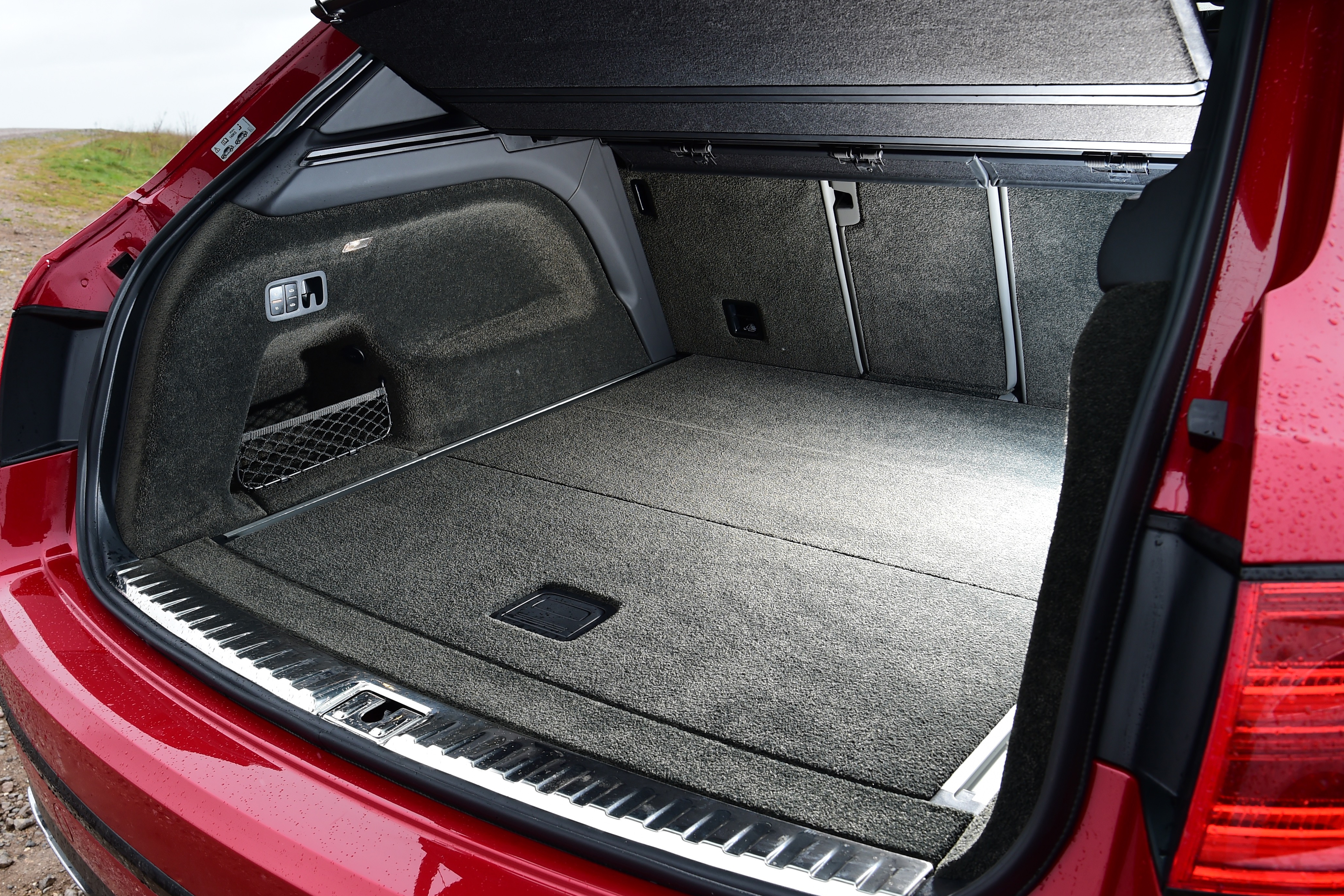 Bentayga boot