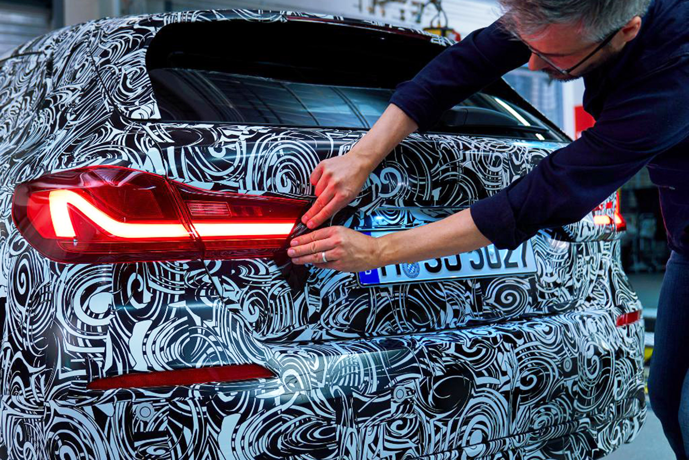 BMW 1 Series - prototype teaser rear lights