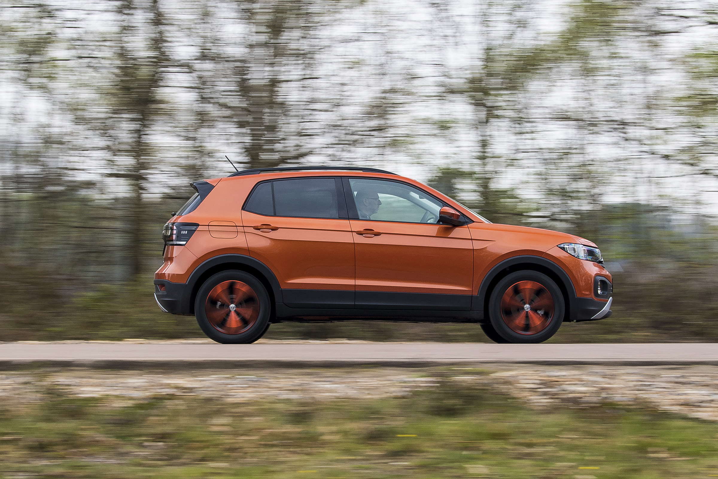 T-Cross - side tracking