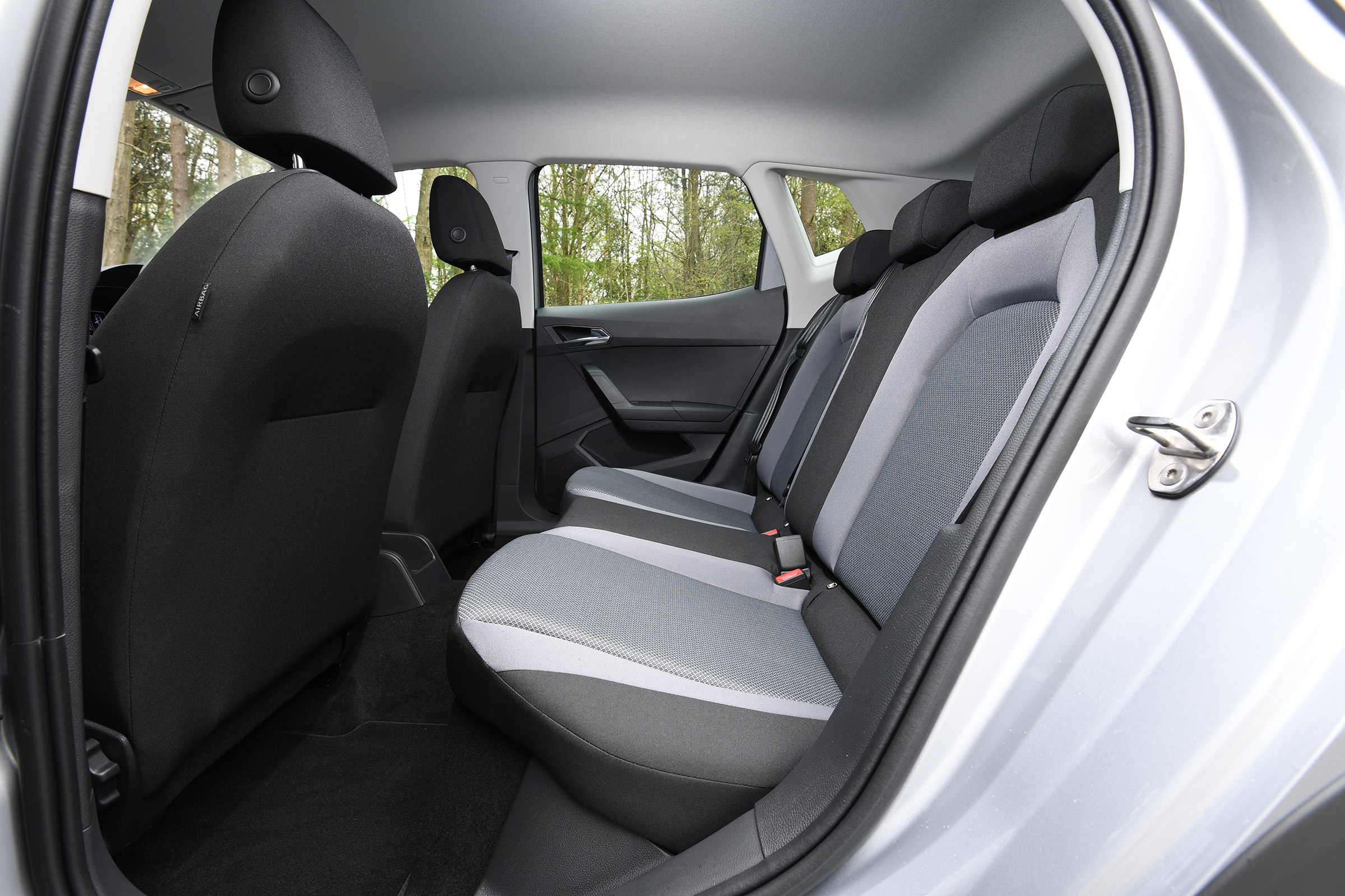 Arona - rear seats 