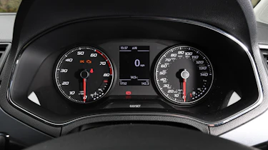 Arona - dials