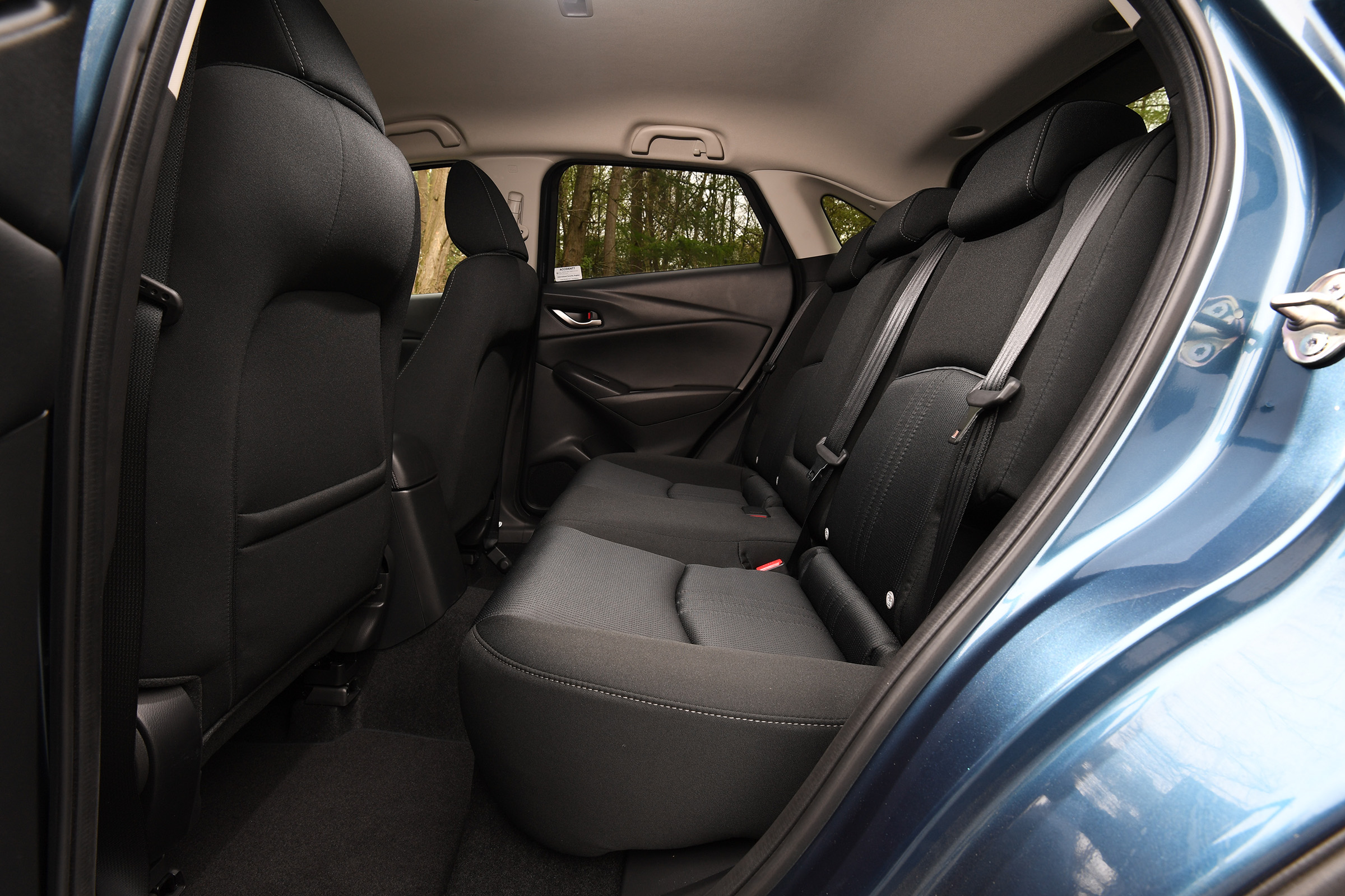 CX-3 - rear seats