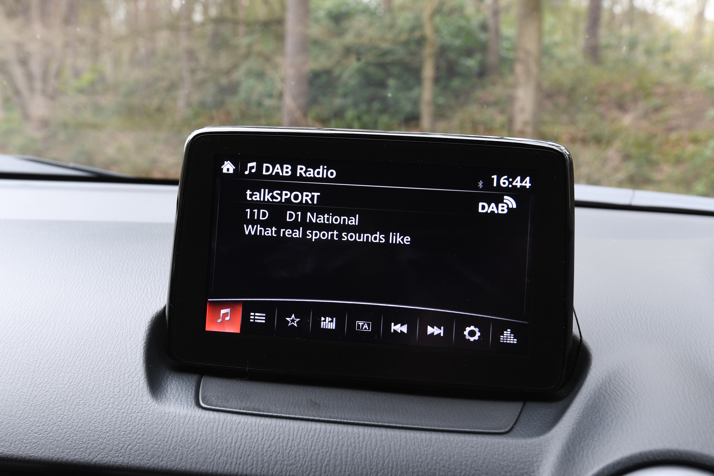 CX-3 - dash