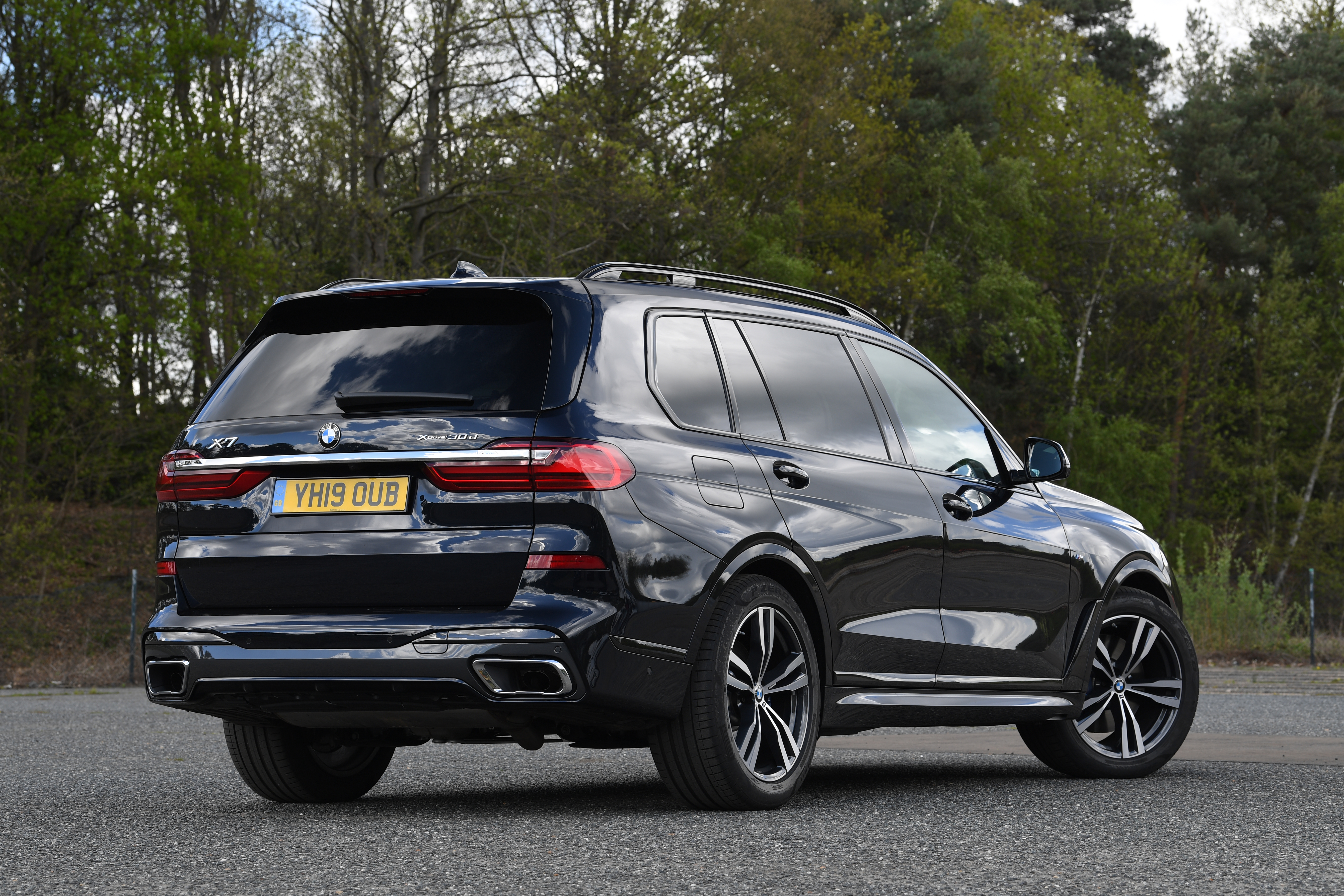 X7 Rear static