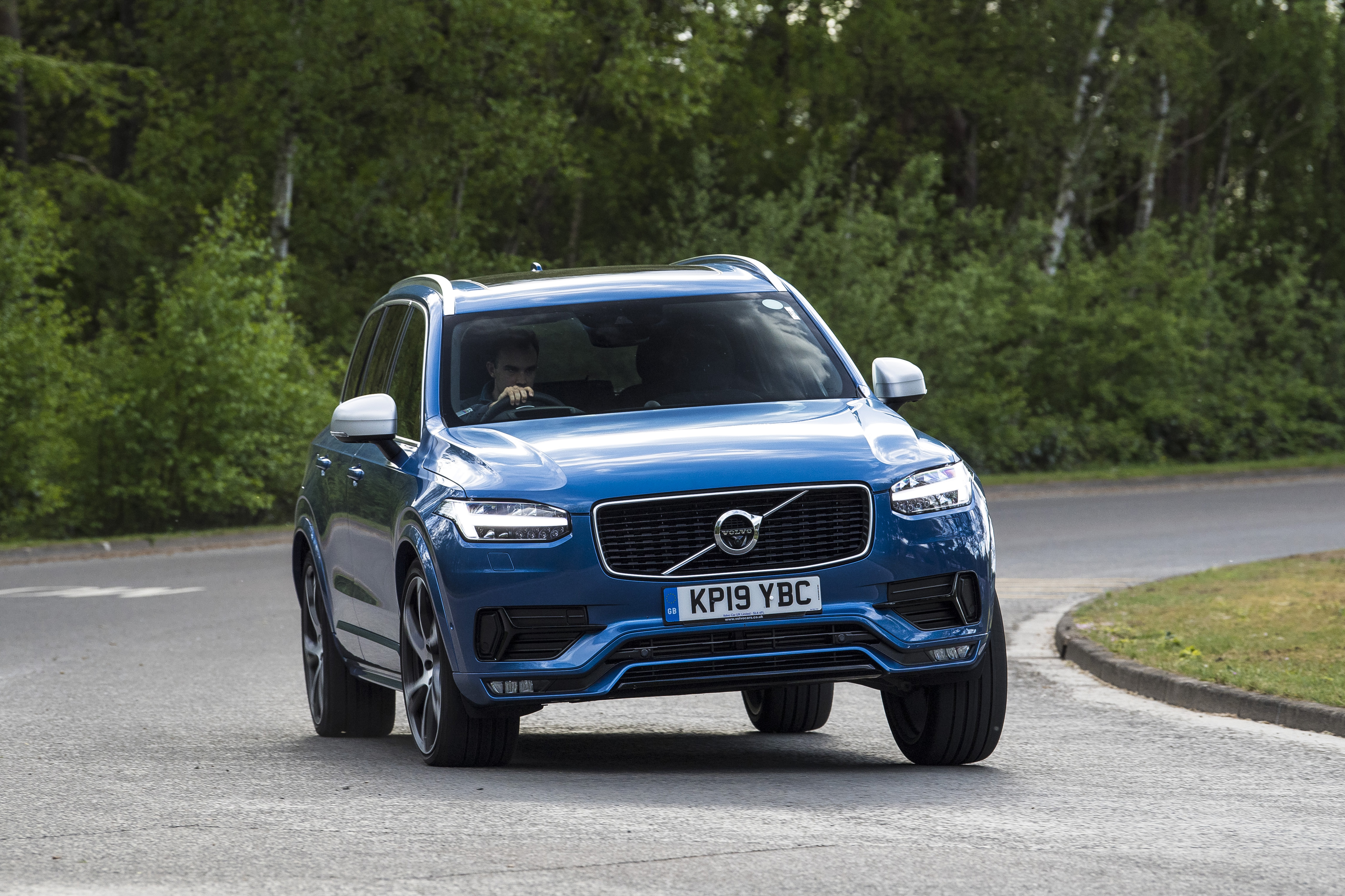XC90 cornering