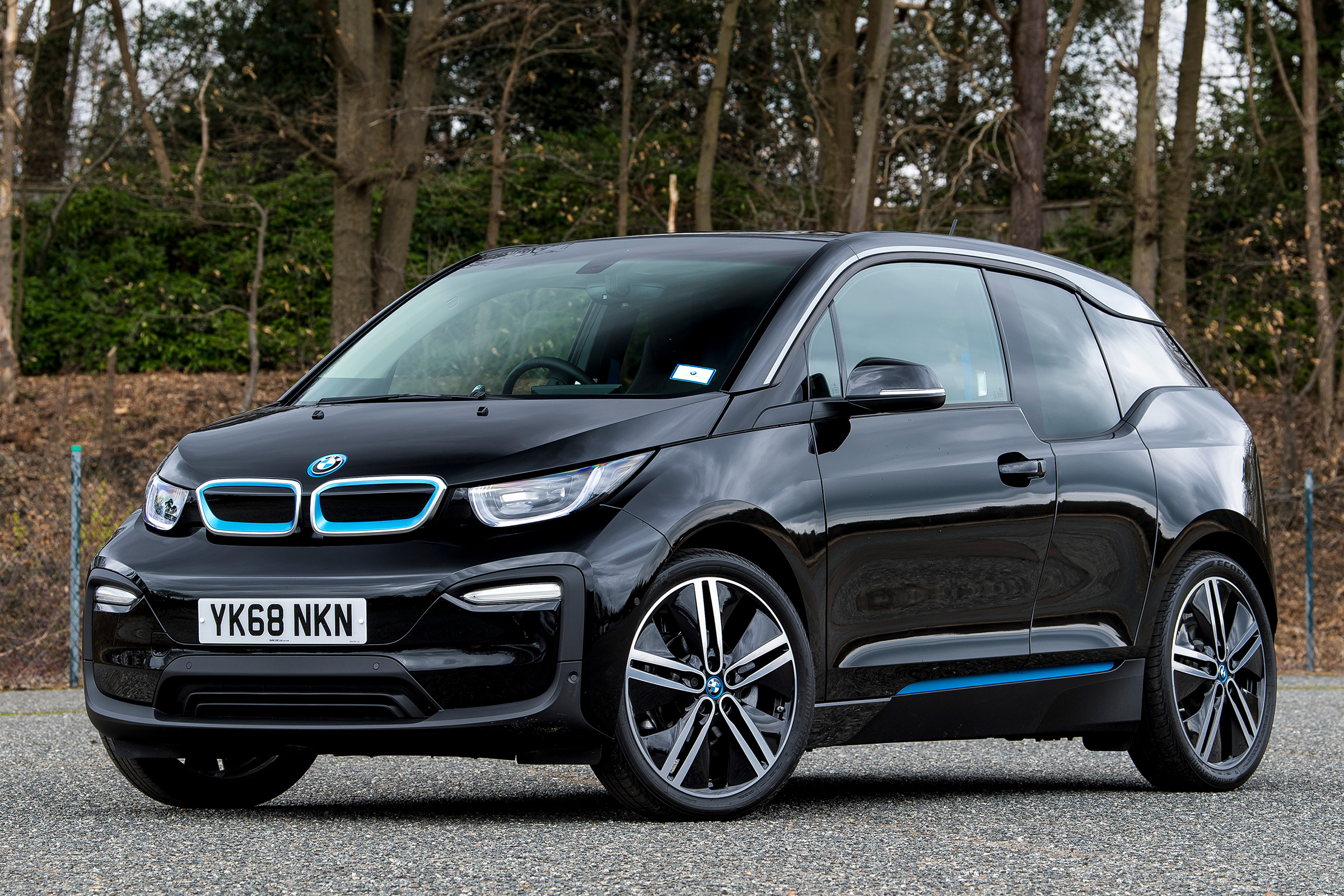 BMW i3 front static