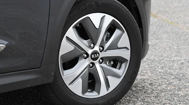 Kia e-Niro wheel