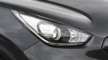 Kia e-Niro headlight