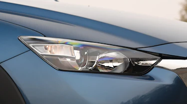 CX-3 - lights