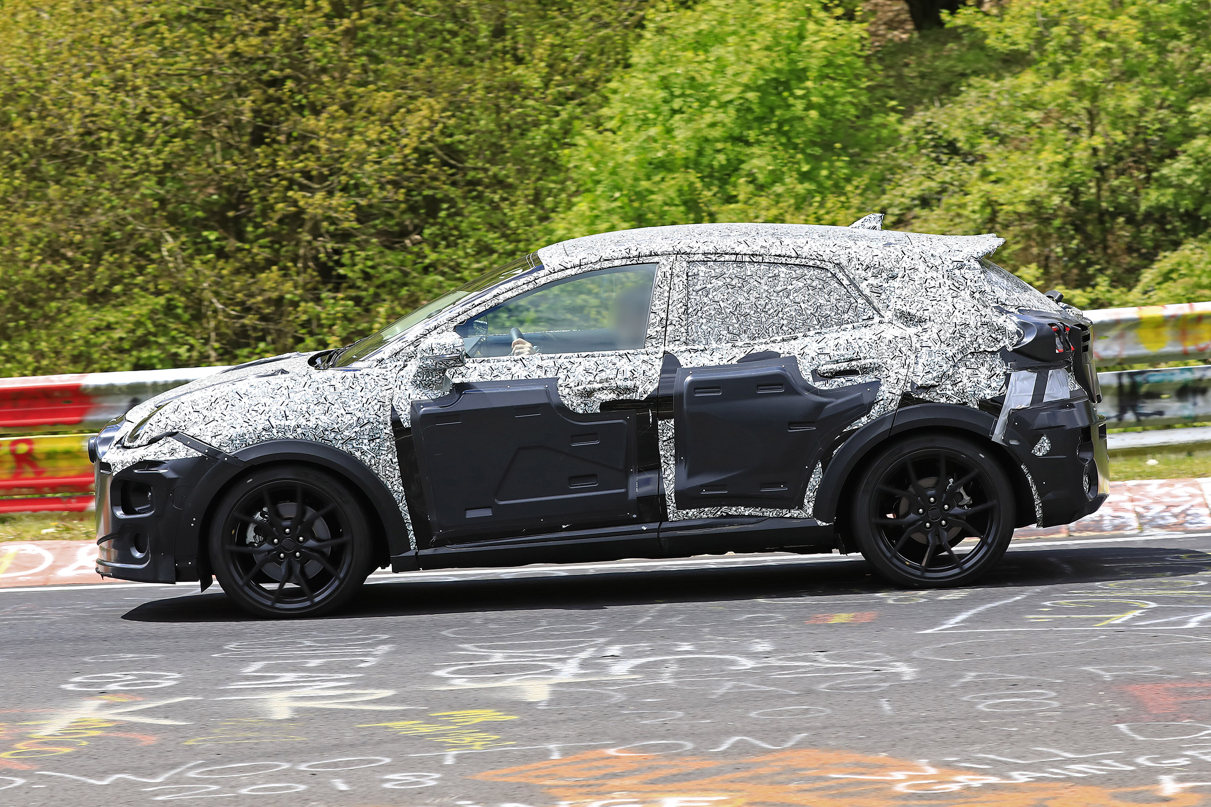 Ford Puma ST - spyshot 4
