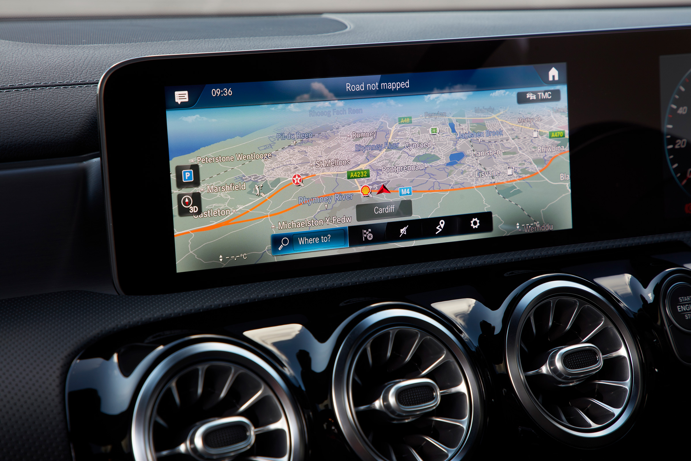 Mercedes CLA 250 AMG Line - navigation