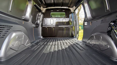 Nissan NV250 L2 load area